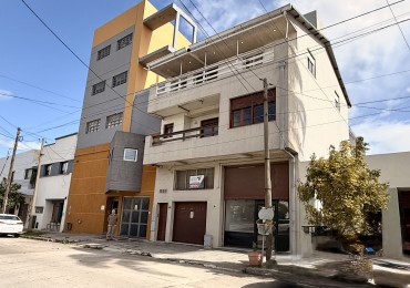 Importante Propiedad en Block: El espacio ideal para tu familia y tu negocio